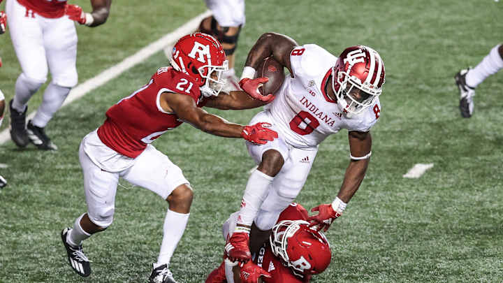 Point Spreads: Indiana Opens as 7.5-Point Favorite Against Ole Miss in Outback Bowl Point Spreads: Indiana Opens as 7.5-Point Favorite Against Ole Miss in Outback Bowl