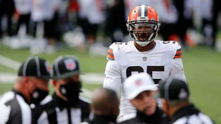 Myles Garrett Still Dealing With Complications From COVID-19, Hopes To Be 100% Soon Myles Garrett Still Dealing With Complications From COVID-19, Hopes To Be 100% Soon