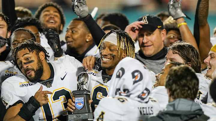 Camerun Peoples Sets Bowl Rushing Mark, App State Tops North Texas in Myrtle Beach Bowl Camerun Peoples Sets Bowl Rushing Mark, App State Tops North Texas in Myrtle Beach Bowl