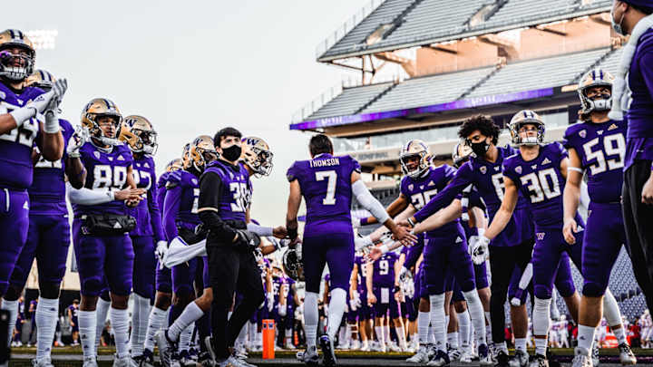 Thomson Passes Up Eighth College Season to Pursue Pros