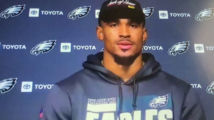 Jalen Hurts on Comparisons to Dak Prescott, and Staying Away from "Rat Poison"