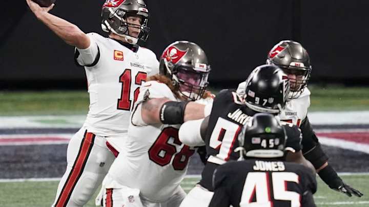 Predictions: Buccaneers-Lions