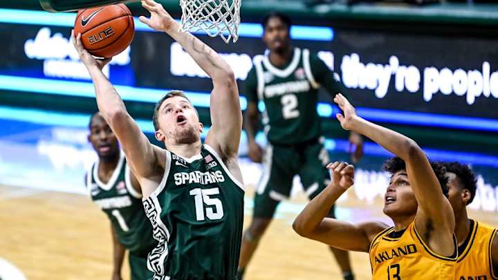 Michigan State Basketball: Thomas Kithier Will Remain the Starting Center Michigan State Basketball: Thomas Kithier Will Remain the Starting Center
