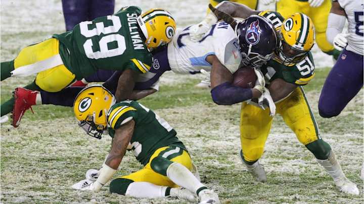 Defense Stops Henry, Titans in Their Snowy Tracks