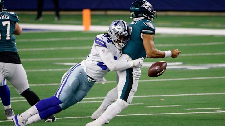 Randy Gregory Is Ballin’ - And Cowboys D Has Playoff Chance