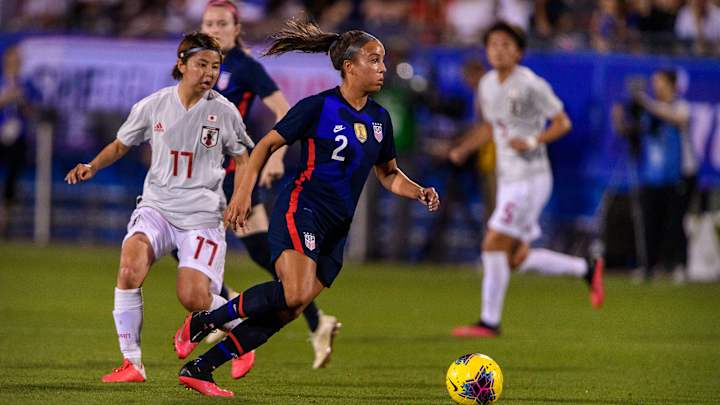 Chicago Red Stars Trade for Sky Blue's Mal Pugh, Sarah Killion Woldmoe