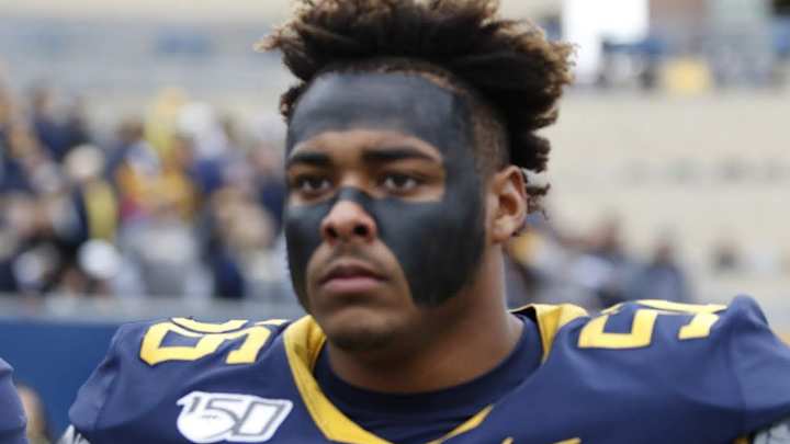 WATCH: Darius Stills Sits on Field Soaking in Final Game of WVU Career