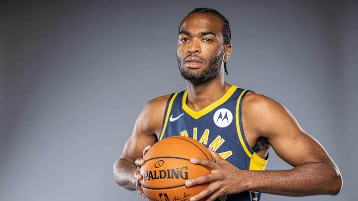 Pacers' TJ Warren Will Have Surgery for Stress Fracture in Left Foot