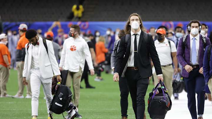 Sugar Bowl Roster Update: Clemson Still Without Xavier Thomas, Joseph Ngata