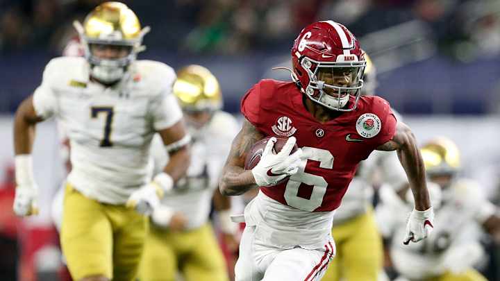 Alabama WR DeVonta Smith Wins 2020 Heisman Trophy