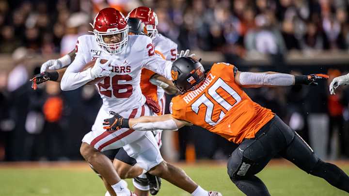 After opting out of last year, Oklahoma's Kennedy Brooks ready to return to the field