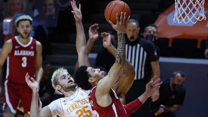 How to Watch Florida Gators at Alabama Crimson Tide Basketball, TV, Times, Radio