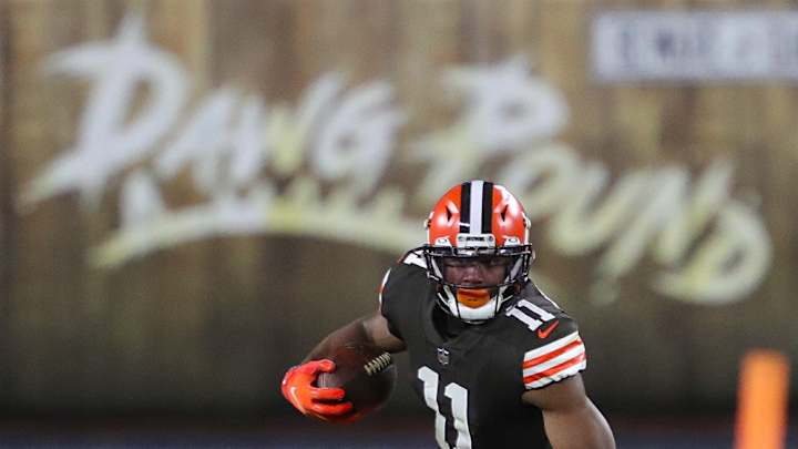 Donovan Peoples-Jones Suffers Concussion Against Steelers