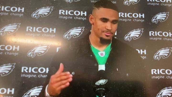 Jalen Hurts' Legs Could Lift Him Up in Offseason QB Rankings Jalen Hurts' Legs Could Lift Him Up in Offseason QB Rankings