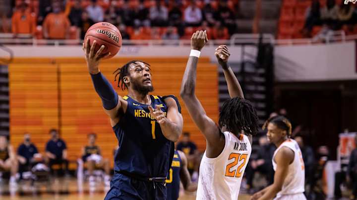 West Virginia Storms Back for Massive Comeback Win Over Oklahoma State