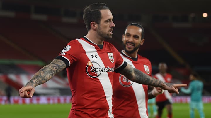 Liverpool Loss to Southampton Opens Door for Man United Atop Premier League Table Liverpool Loss to Southampton Opens Door for Man United Atop Premier League Table