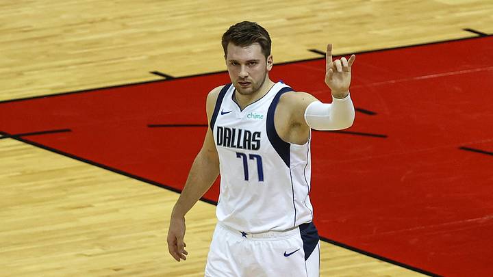 Mavs Talk: ‘I Can't Say That I'm Surprised,’ - Carlisle After Luka’s Triple-Double Win