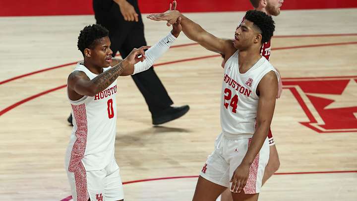 Wichita State vs. No. 11 Houston Live Stream: How to Watch AAC Basketball, Start Time