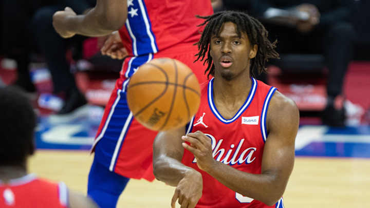 Sixers Rookie Tyrese Maxey Praises Dwight Howard, Tobias Harris' Leadership Sixers Rookie Tyrese Maxey Praises Dwight Howard, Tobias Harris' Leadership