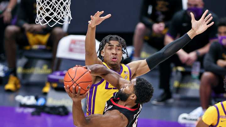 LSU Survives Epic 94-92 OT Thriller With Georgia Behind Clutch Late Game Shooting