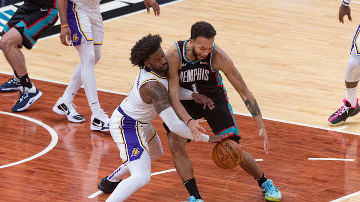 Wesley Matthews provides spark off bench for Lakers