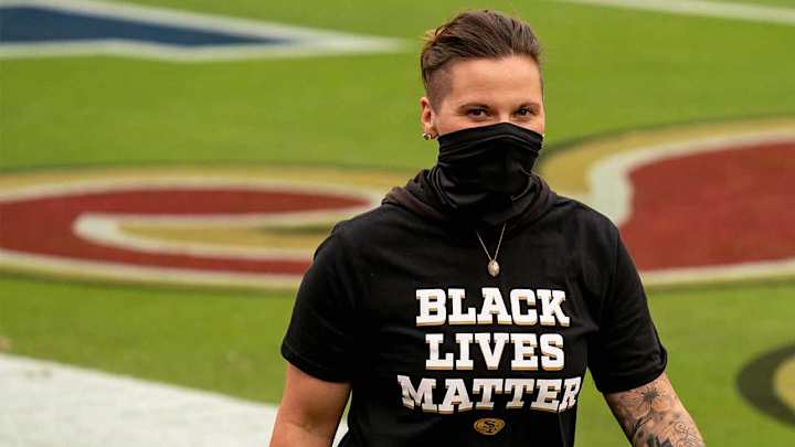 49ers Assistant Coach Katie Sowers Parts Ways With Franchise After Four Seasons