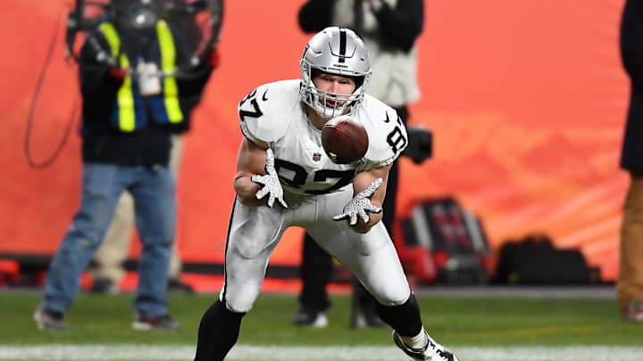 LSU Tigers, Raiders TE Foster Moreau Ready for Breakout Year LSU Tigers, Raiders TE Foster Moreau Ready for Breakout Year