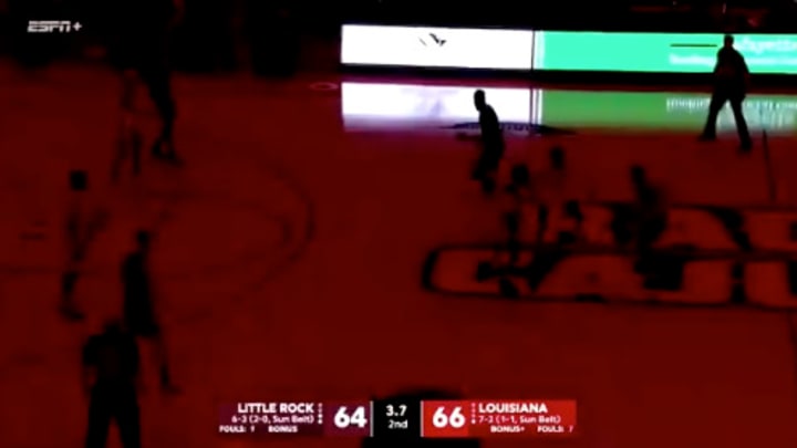 Flashing Red Lights Cause Questionable Finish for Little Rock-Louisiana Matchup