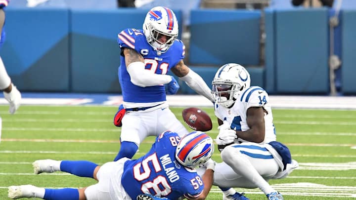 Officials Botch Call on Colts' Non-Fumble Late in Fourth Quarter Vs. Bills