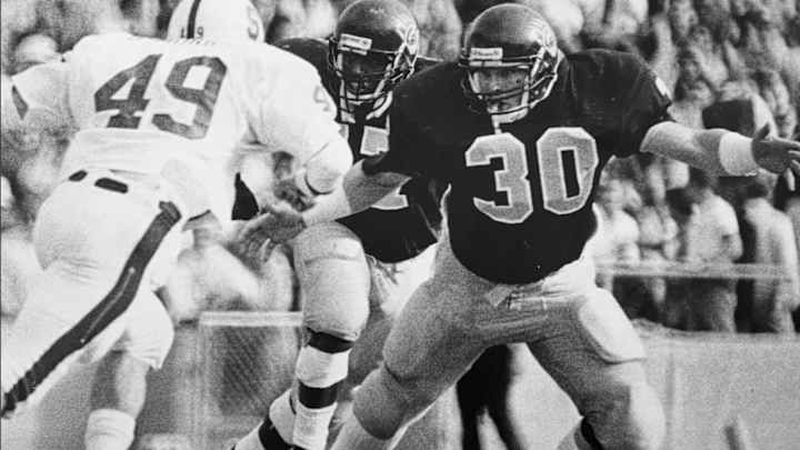 Cal Football: Former Bears/NFL Linebacker Steve Hendrickson Dies at 54