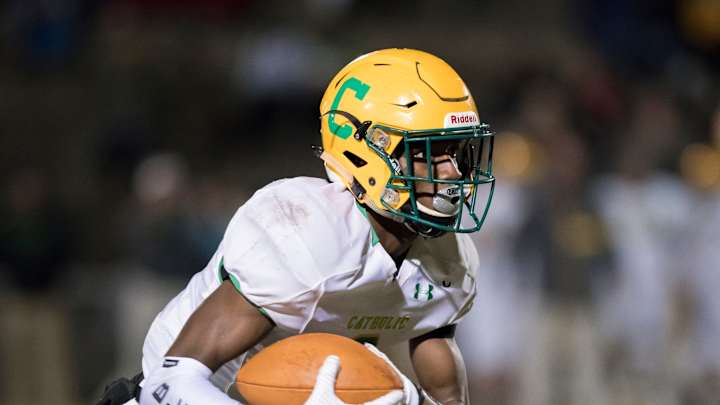 Meet LSU Football's Lone 2021 Cornerback Signee Damarius McGhee Meet LSU Football's Lone 2021 Cornerback Signee Damarius McGhee