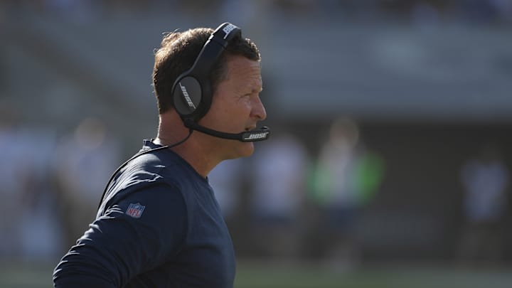 Taking a Look at Joe Barry’s Resume Taking a Look at Joe Barry’s Resume