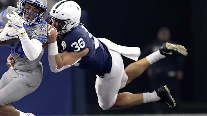 Management Moves On, Signs 14 for 2021