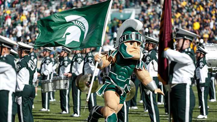 Michigan State Football Offers '22 Four-Star WR Armani Winfield Michigan State Football Offers '22 Four-Star WR Armani Winfield
