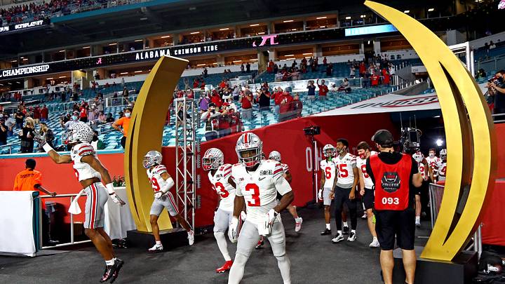 Raesjon Davis Visiting Ohio State This Weekend