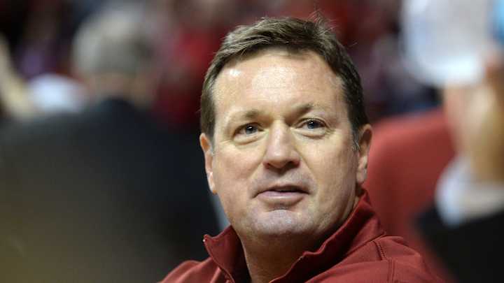 Oklahoma's Bob Stoops 'grateful and humbled' to get into CFB Hall of Fame