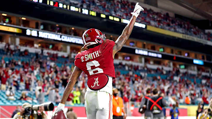 Alabama WR DeVonta Smith Runs Rampant, Shatters Records in National Championship Game