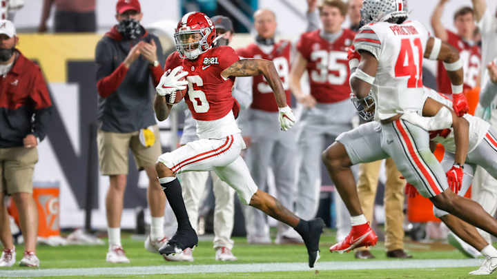DeVonta Smith's Dazzling Night a Fitting End to Alabama's Dominant Title Run