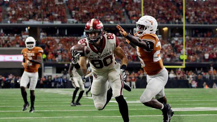 Former Oklahoma tight end picks SMU