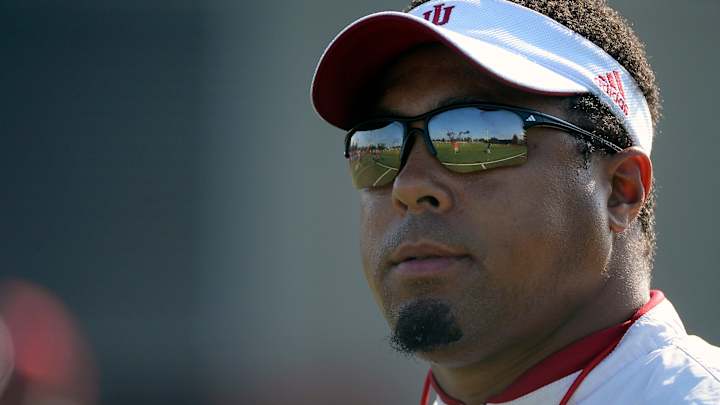 Indiana Running Backs Coach Mike Hart Takes Job at Michigan