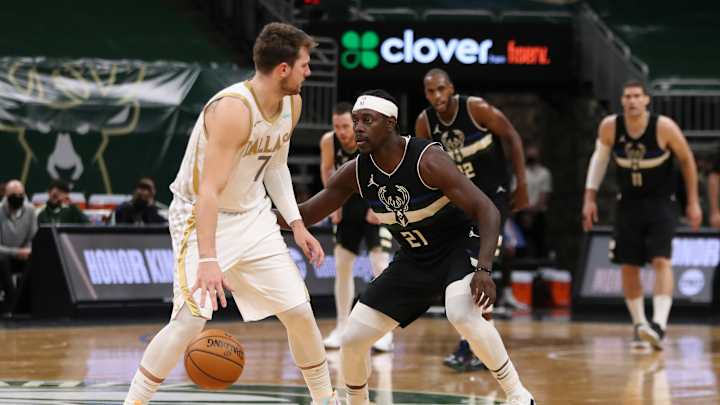 Mavs Can't Finish Late, Fall To Bucks, 112-109