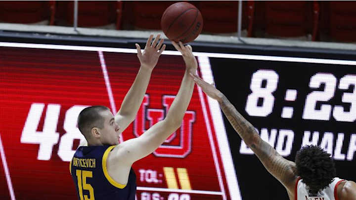 Big Second Half Gives Cal First Road Win in a Victory at Utah