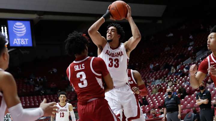 Alabama Men’s Basketball Forward James Rojas Suffers Torn ACL