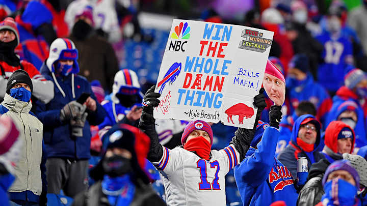 Report: Bills Fans Donate More Than $150K to Lamar Jackson's Favorite Charity