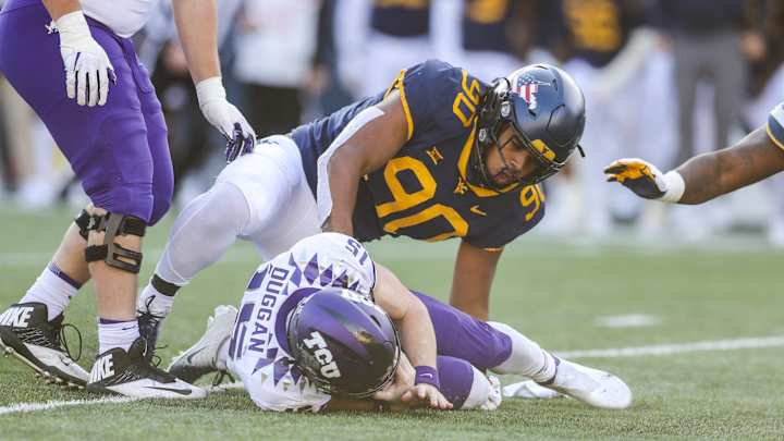 Akheem Mesidor Wins Mountaineer Maven's Bruce Irvin Award