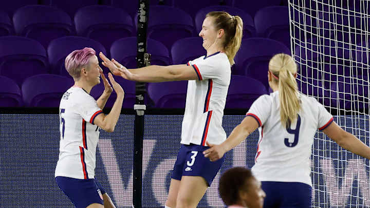 Sam Mewis's Hat Trick Leads U.S. Over Colombia in Eventful First USWNT Match of 2021