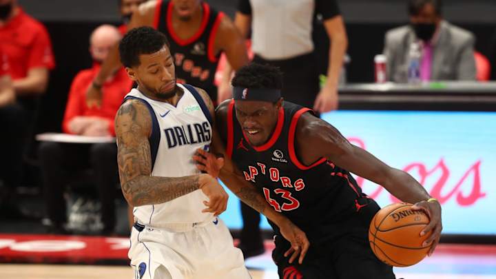 Raptors Make it 3 Straight against Mavericks Raptors Make it 3 Straight against Mavericks