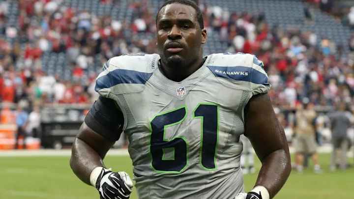 Dolphins Hire Ex-Seahawks C Lemuel Jeanpierre as Offensive Line Coach