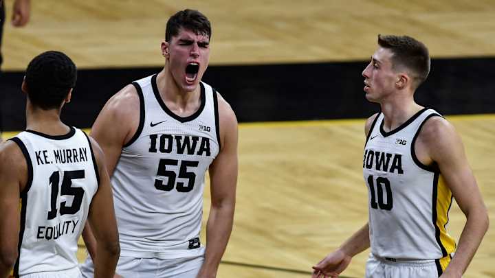 Big Ten Power Rankings (Jan. 19): Hawkeyes Storm Their Way to the Top