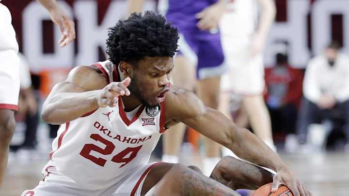 Oklahoma's Elijah Harkless earns Big 12 honor